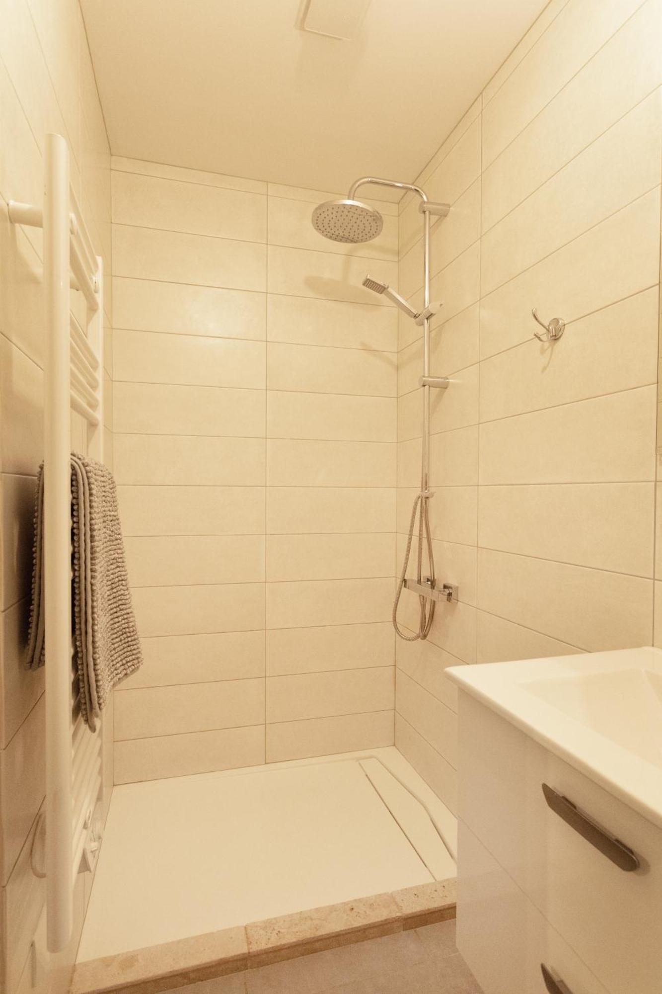 Logement Equipe Saint-Paul-de-Varax Экстерьер фото